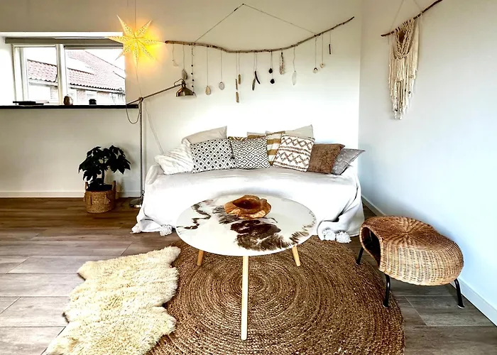 The Smiling Buddha Pensión